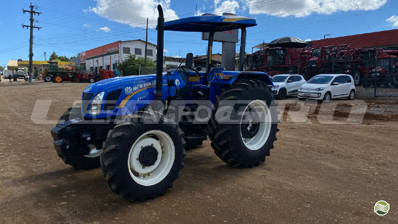 TRATOR NEW HOLLAND NEW TT 55 Tração 4x4 Lenagro - Case CAMPOS NOVOS SANTA CATARINA SC